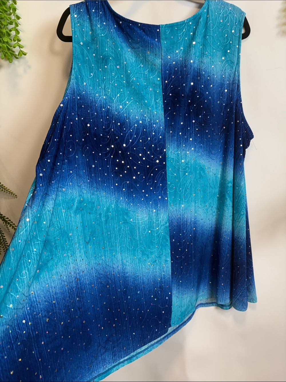 Avenue Blue Teal Ombre Tank with Silver Ring Accents - Picture 6 of 8